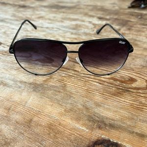 QUAY AUSTRALIA  HIGH KEY BLACK AVIATOR SUNGLASSES